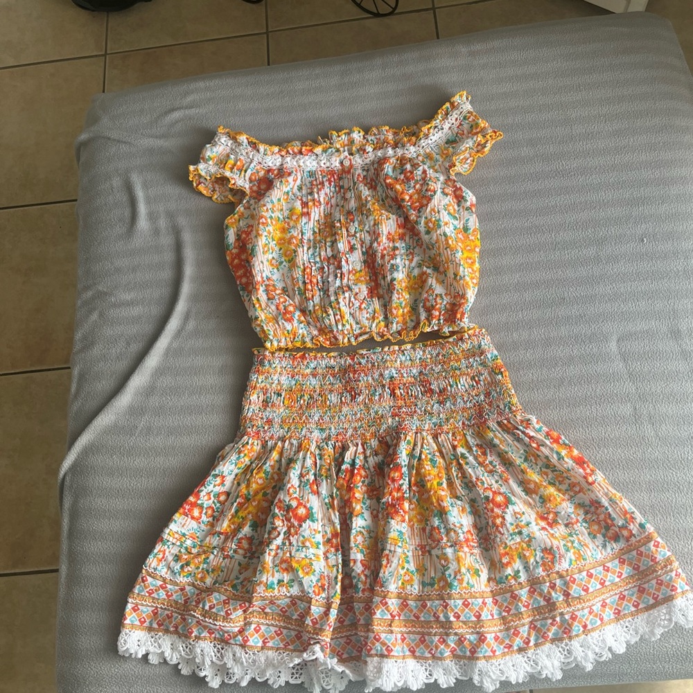 Poupette St Barth set brand new